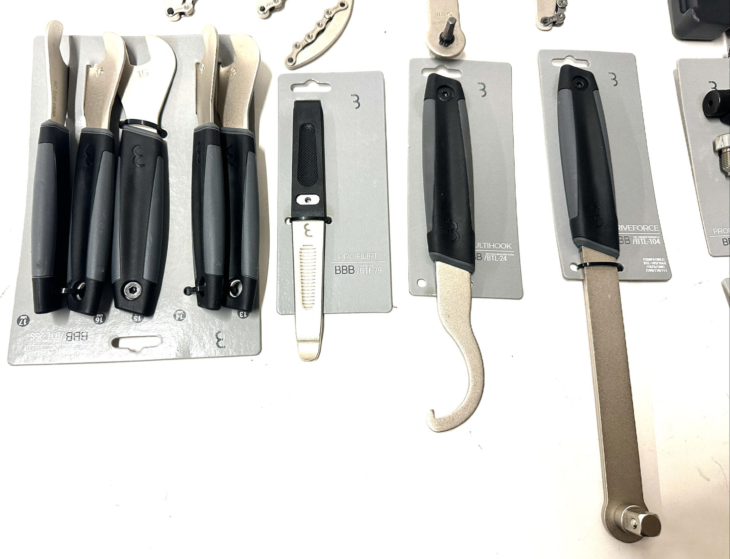 Lot of over 33 Bicycle Tools New Chain Cleaner Multi Bottom Bracket Cone New