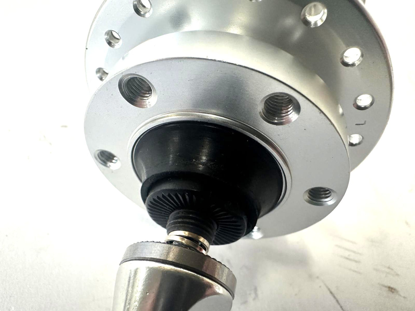 Formula DC-20 Alloy Front 6 Bolt Disc 100mm 36 Hole QR Quick Release Bearing