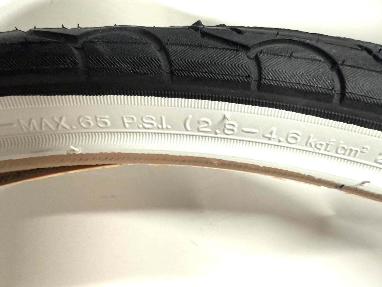 Pair (Lot of 2) Kenda Kwest White Wall K193 Wire Bead 26x1.50" Tires + Tubes