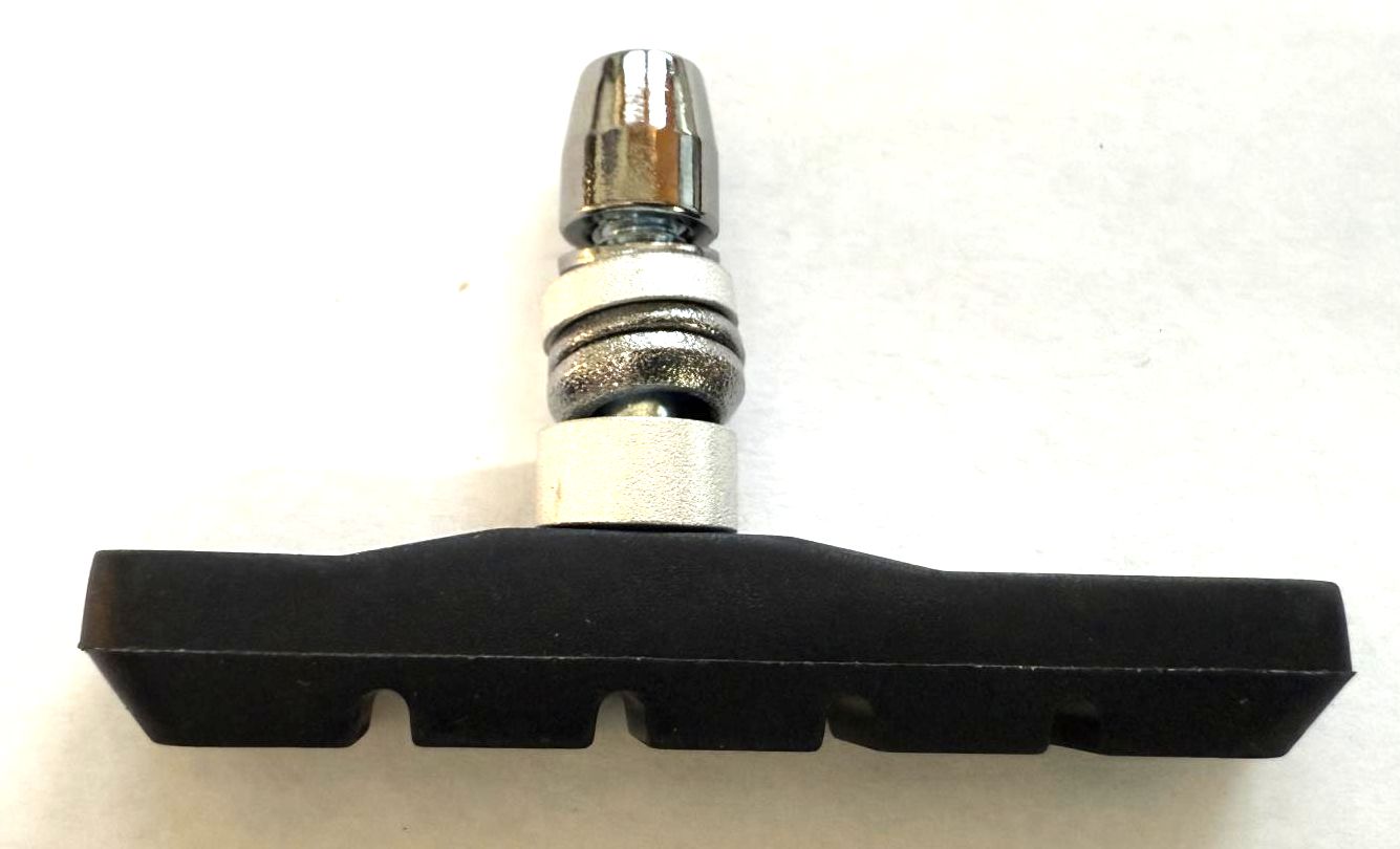 2 Pairs Jagwire Mountain Sport MTB Linear-Pull Brake Shoes with threaded posts.