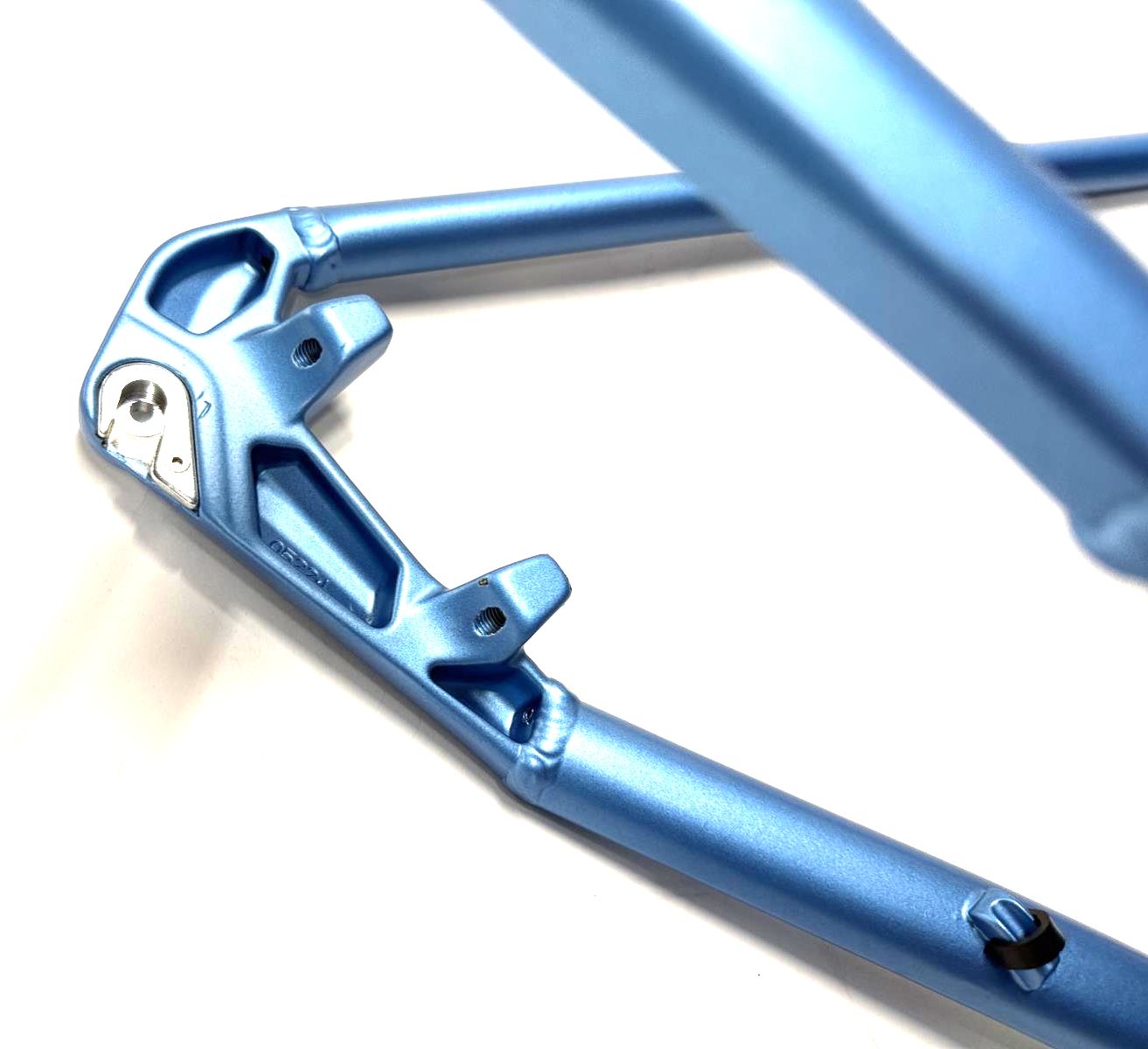 Mongoose Tyax Expert 29" 148mm Thru Axle or 141mm QR Disc Hardtail Small Frame