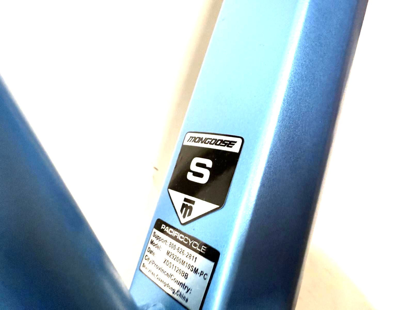 Mongoose Tyax Expert 29" 148mm Thru Axle or 141mm QR Disc Hardtail Small Frame