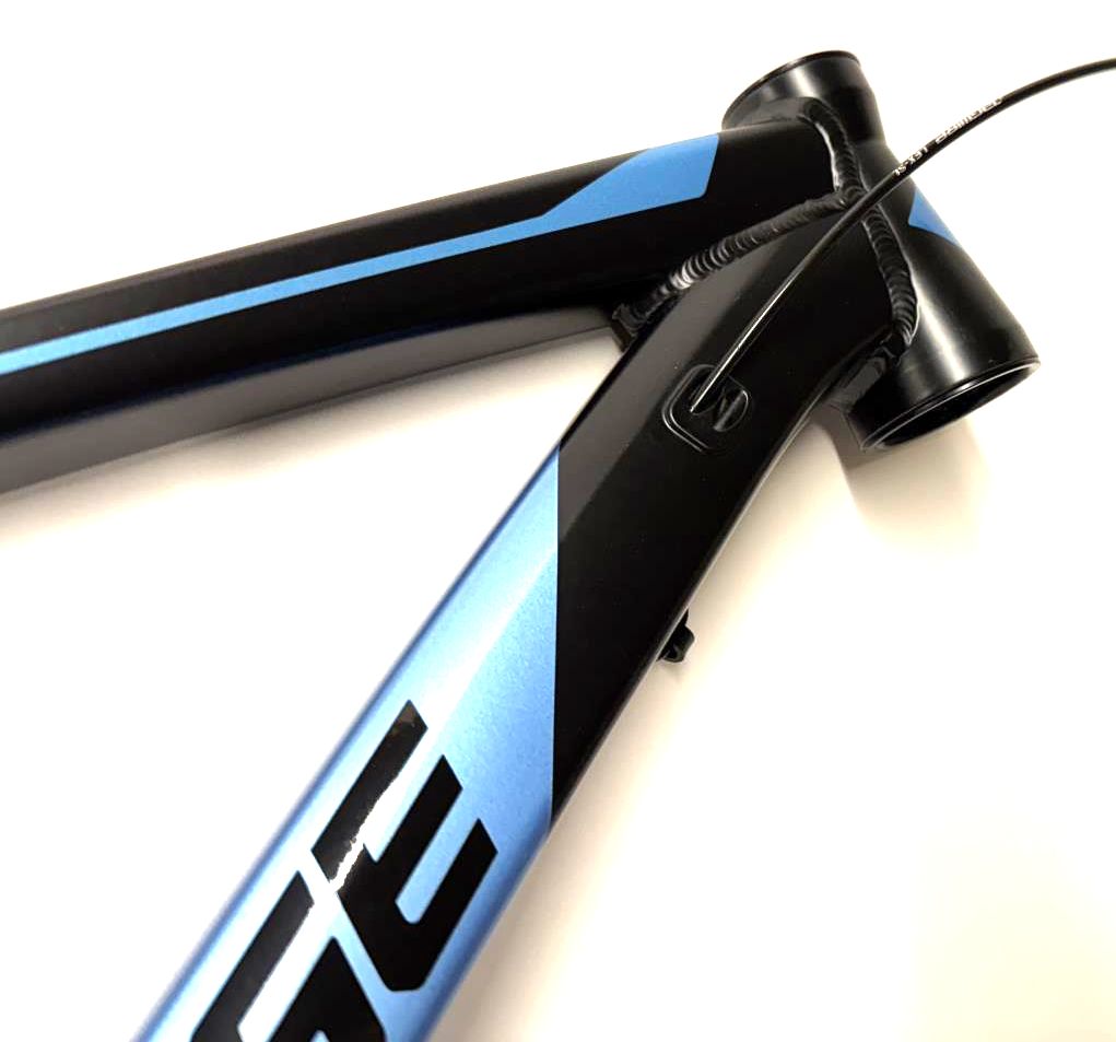 Mongoose Tyax Expert 29" 148mm Thru Axle or 141mm QR Disc Hardtail Small Frame