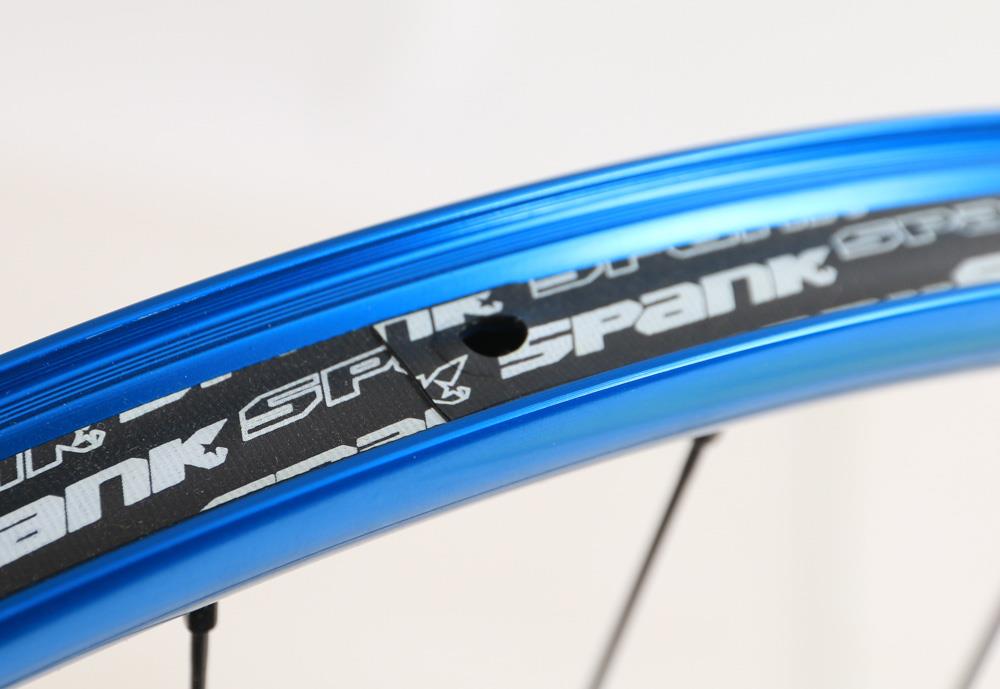 Spank Oozy Trail 295 27.5" MTB Bike Front Wheel 15mm x 100mm Blue NEW