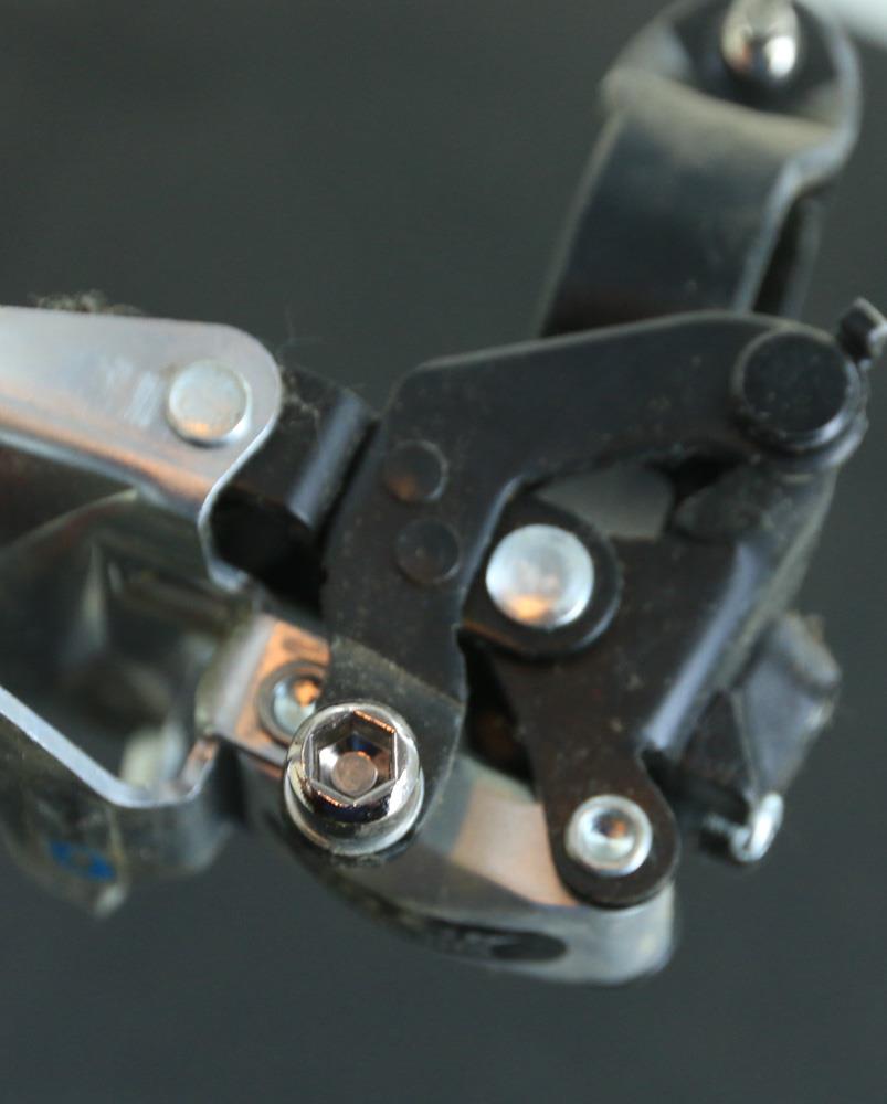 Shimano Altus FD-M311 MTB Bike Front Derailleur Top/Bott Pull Triple 34.9mm NEW