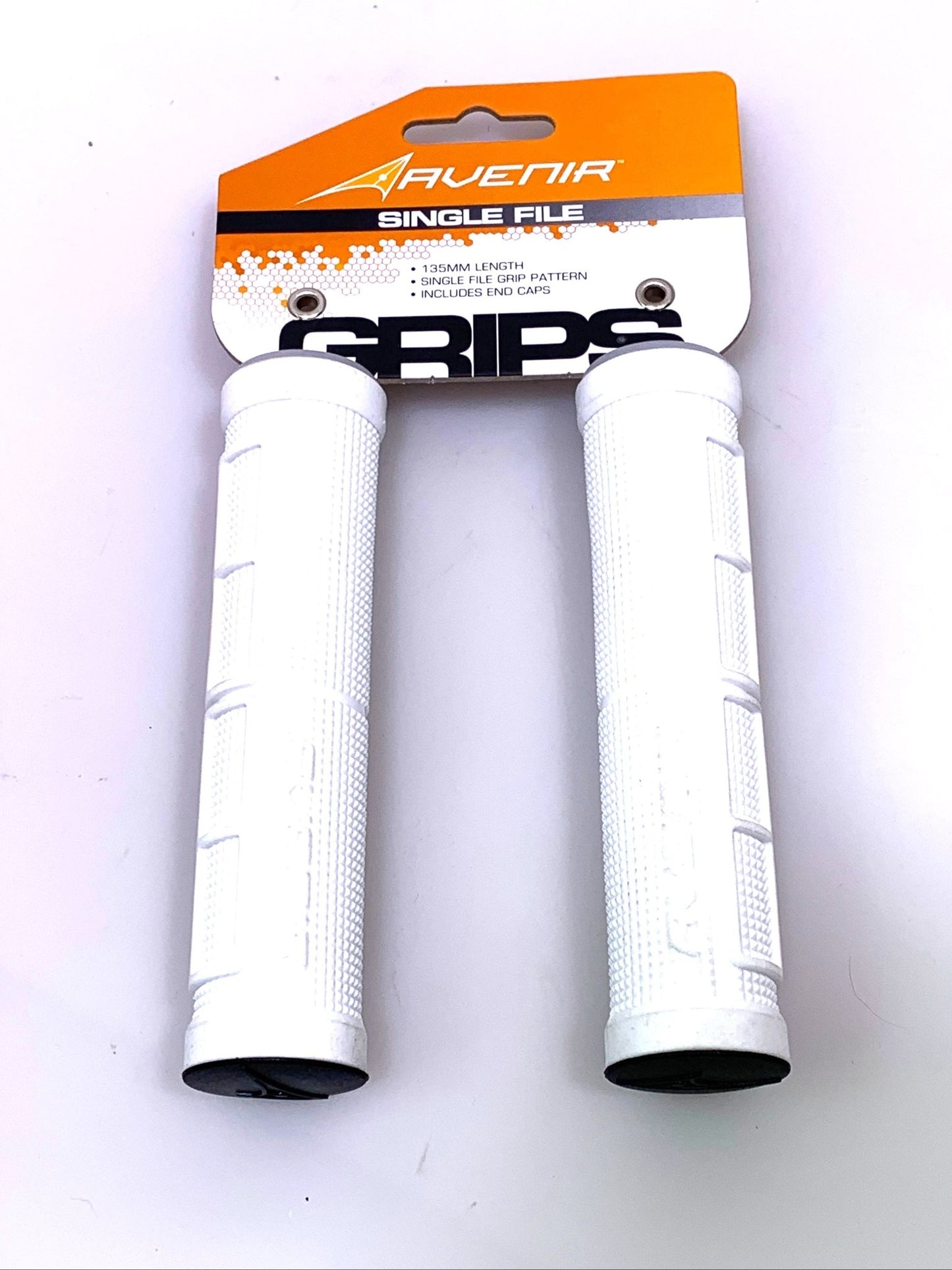 Avenir Single File MTB Bike Handlebar Grips 135mm 22.2mm White NEW - Random Bike Parts