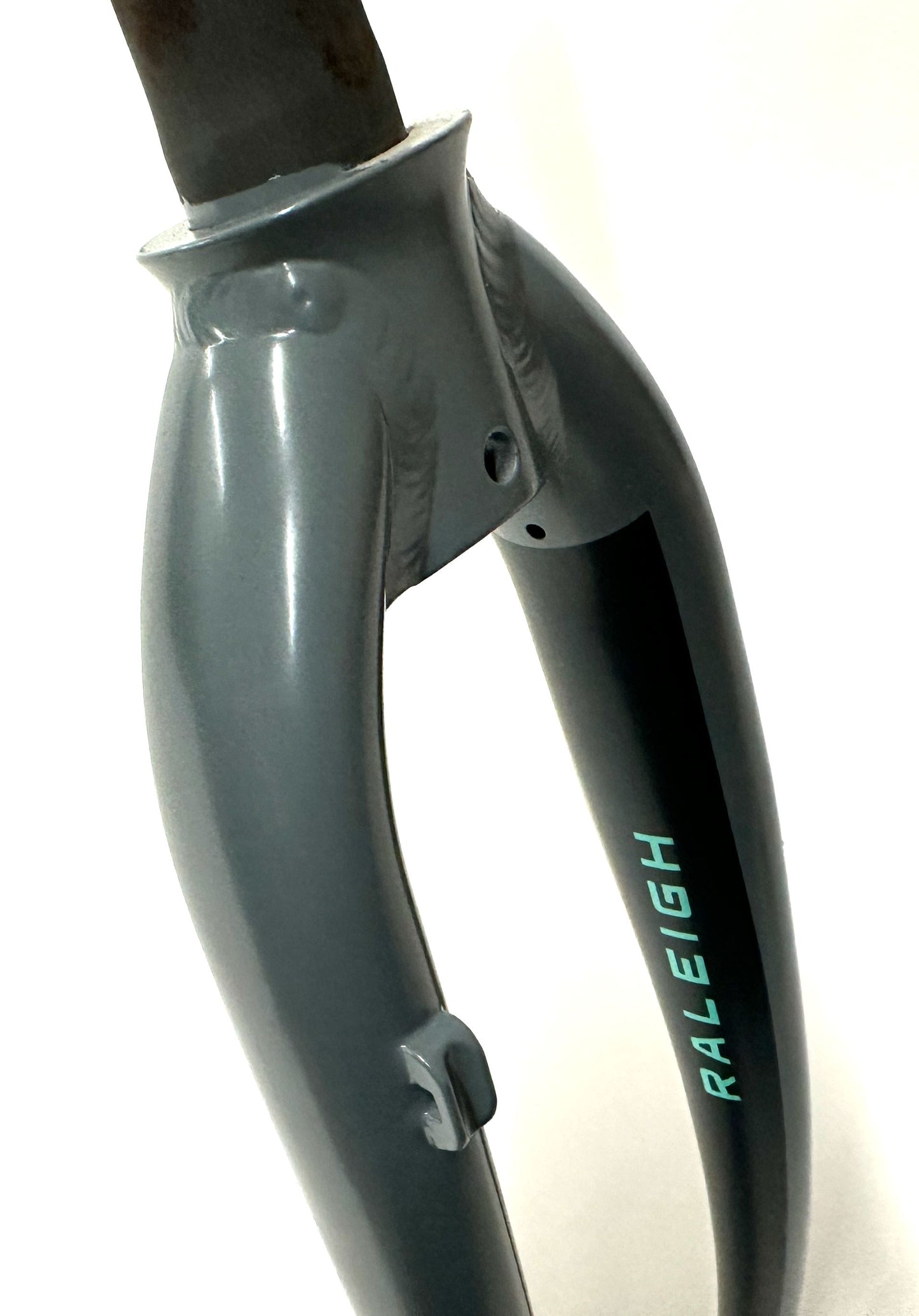 Raleigh 1 1/8" 700c Threadless Alloy Fork 100mm QR Disc Axle to Crown 400mm NEW