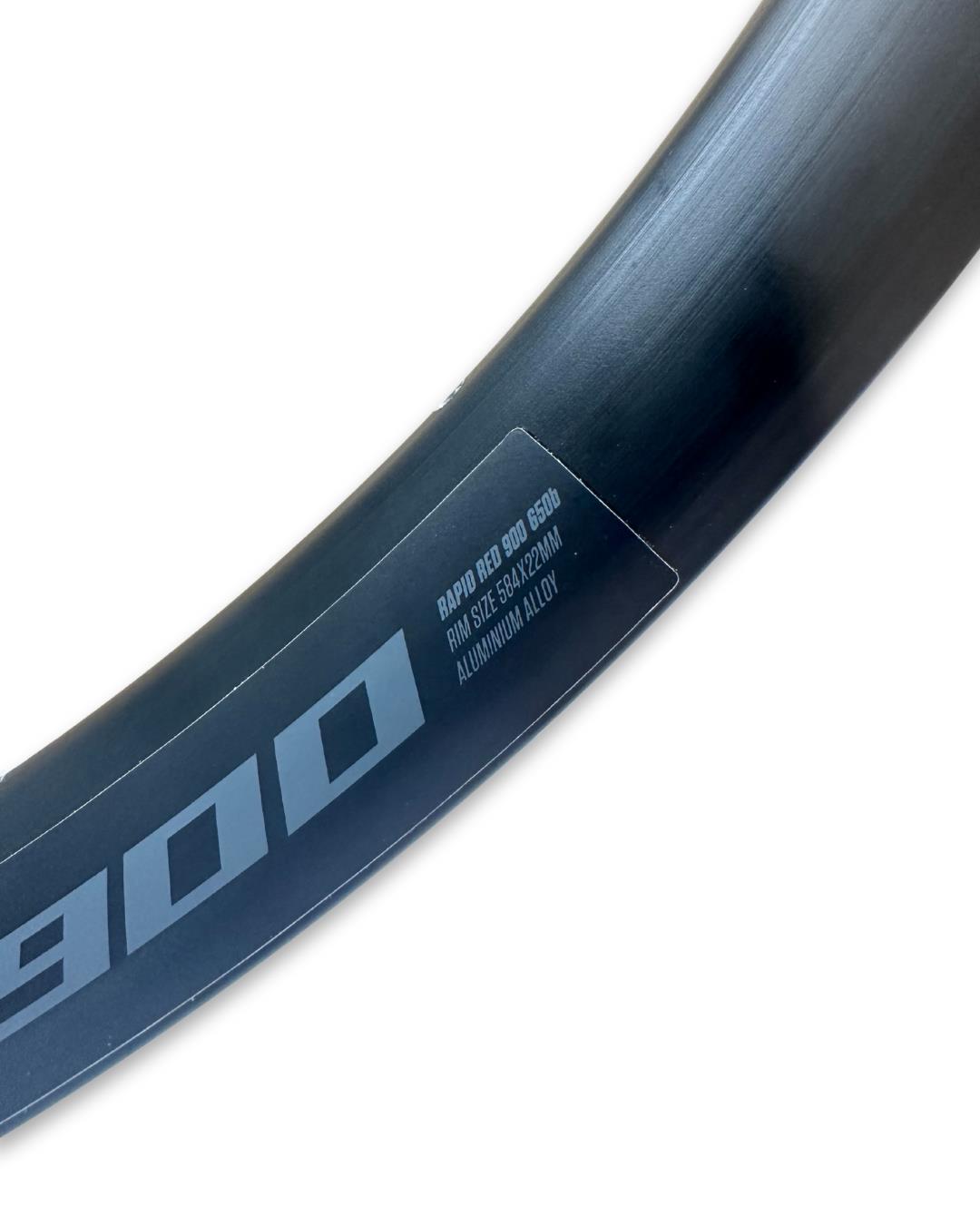 Fulcrum Rapid Red 900 650B clincher rim, 22mm internal width, 28h spoke holes, disc brake compatible, 510g