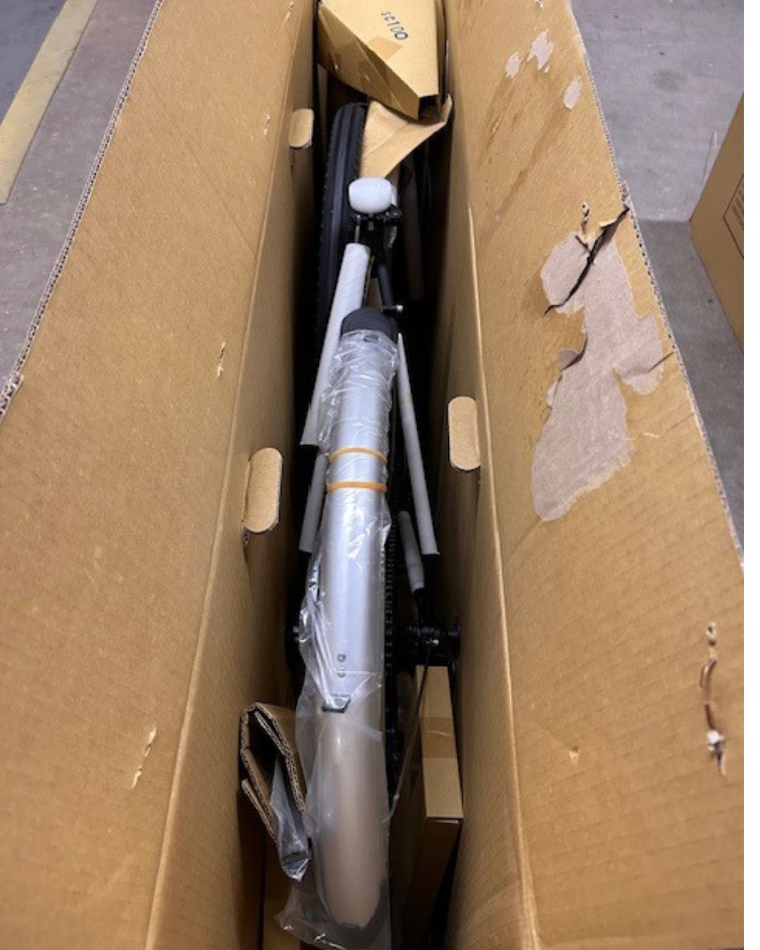 2025 KHS Urban X SC-100 650B 27.5 inch commuter bike large matte black