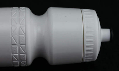 4 QTY 22oz Ounce Bicycle Water Bottles Screw Cap White NEW