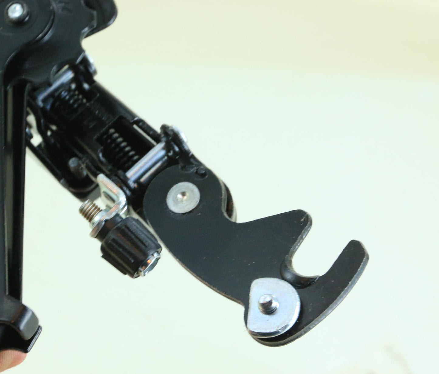 SUNRACE M2T 6/7/8  Axle Mount MTB / Hybrid Bike Rear Derailleur NEW