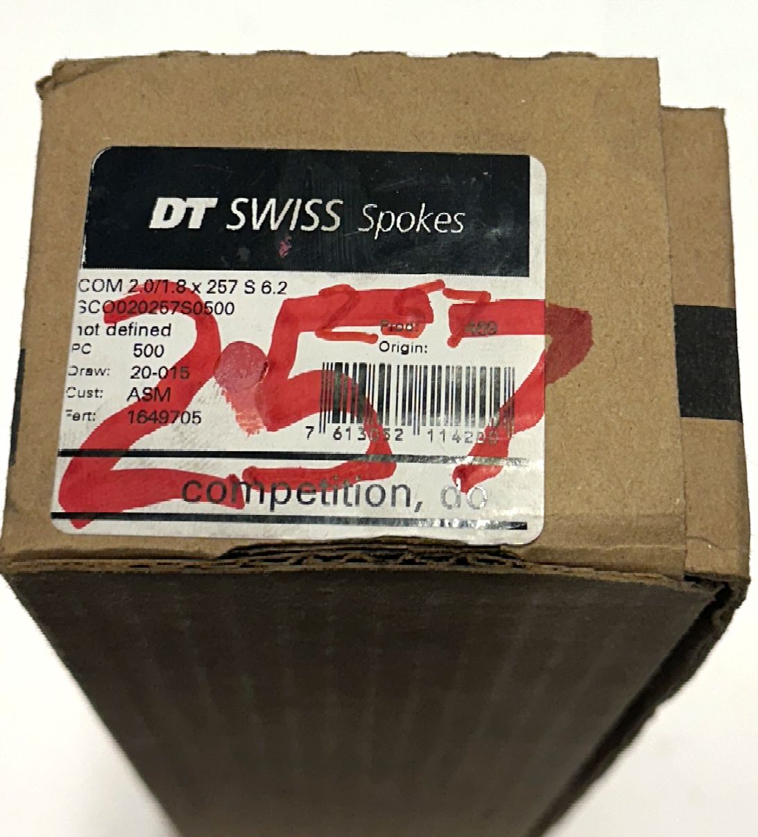 DT SWISS COMPETITION Spokes Black J-bend 2.0/1.8mm 14/15/14 DB 257mm 20/Count - Random Bike Parts