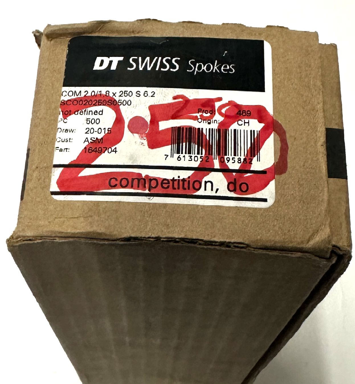 DT SWISS COMPETITION Spokes Black J-bend 2.0/1.8mm 14/15/14 DB 250mm 20/Count - Random Bike Parts