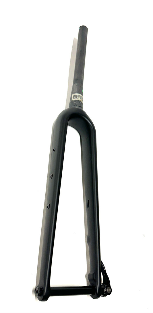 Framed 700c Carbon Gravel Road Bike Tapered Fork 100 x 15mm W/Thru Axle Disc NEW