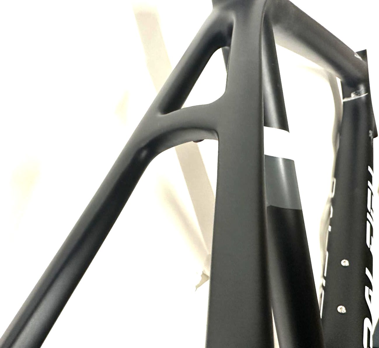 Raleigh Clubman Carbon 60cm Disc 700c Road Bike Frame Fork New NOS