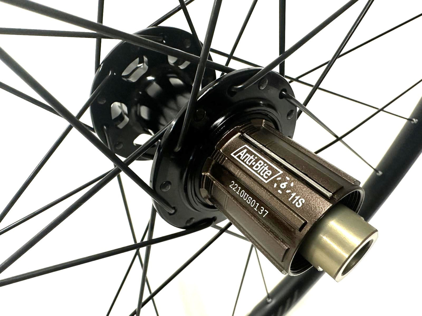 PUB Carbon 700c 100 x 12mm 142 x 12mm Disc Gravel Wheelset fits Shimano 11s New