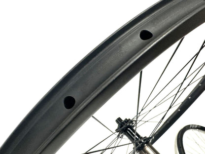 PUB Carbon 700c 100 x 12mm 142 x 12mm Disc Gravel Wheelset fits Shimano 11s New