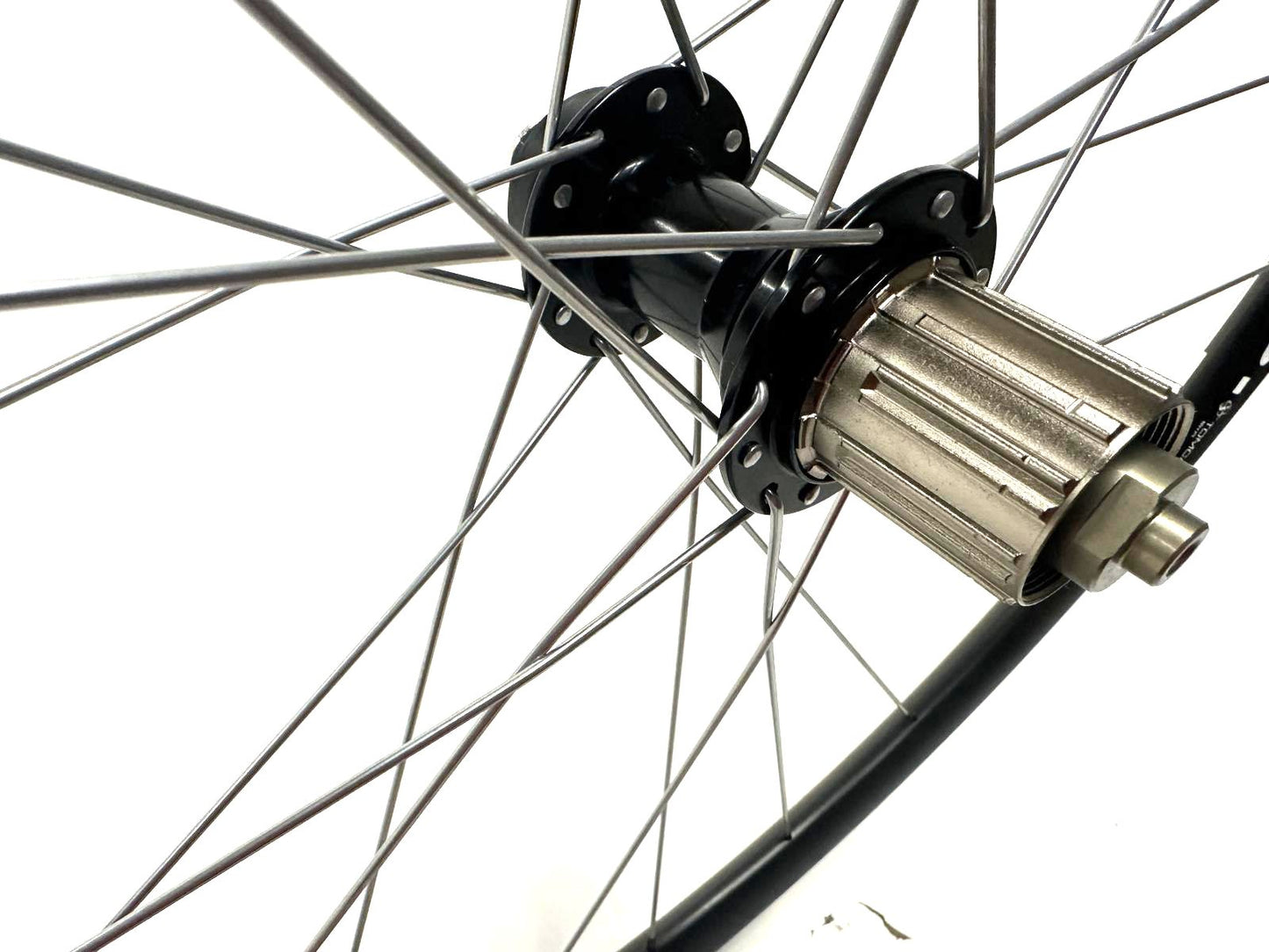 HED TOMCAT 622 x 21c 700c 135mm Center Lock Disc Rear Road Bike Wheel HG 11 QR