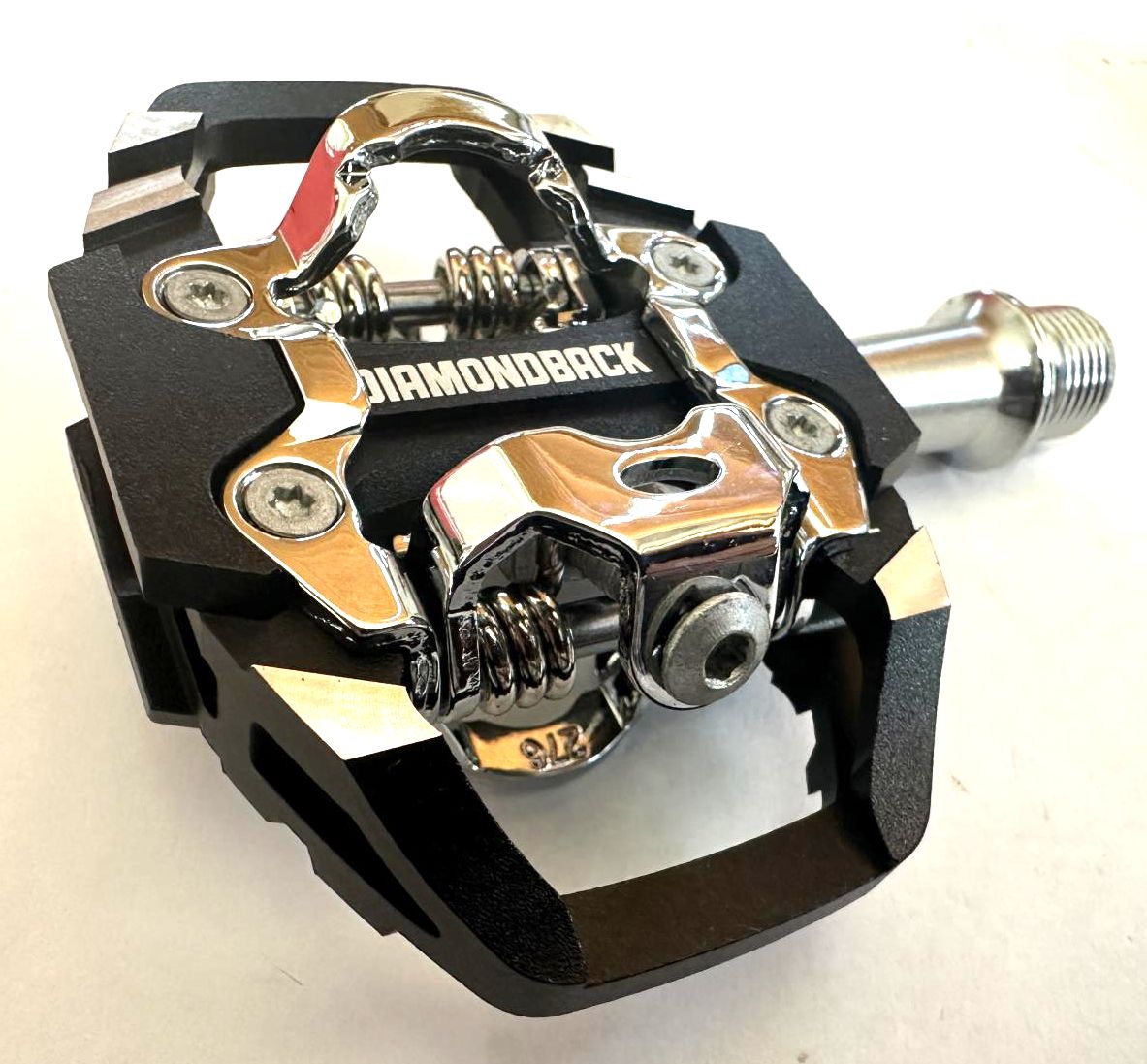 Diamondback mountain bike pedals online