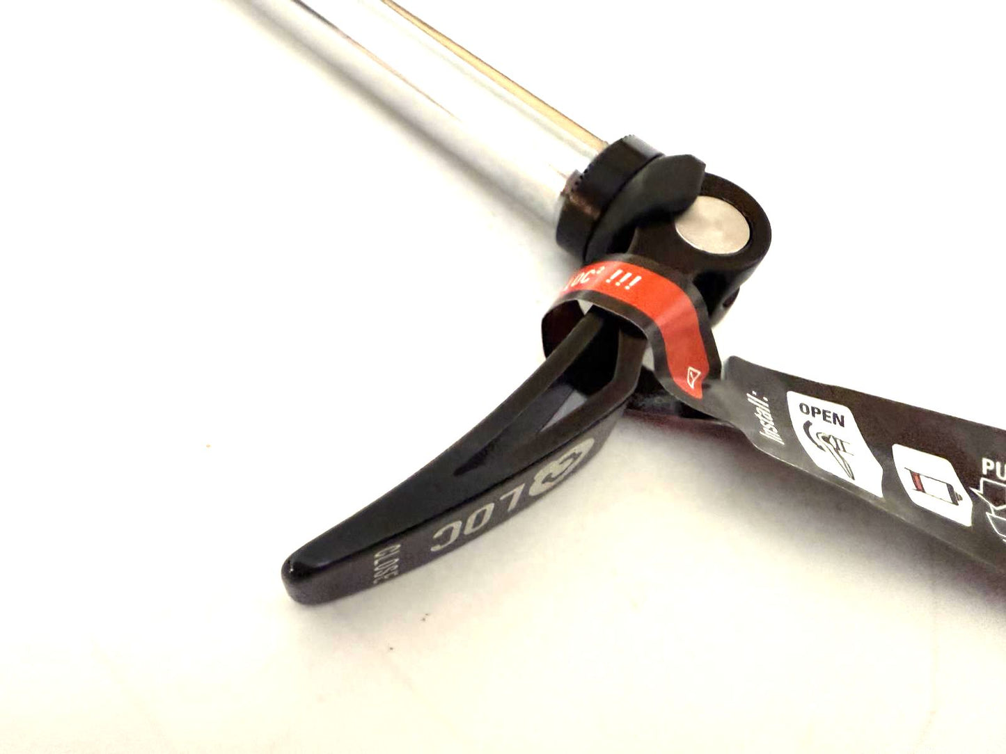 SR SUNTOUR  Boost Thru Axle 15x110mm Front Fork Quick Release Lever Bike 145mm