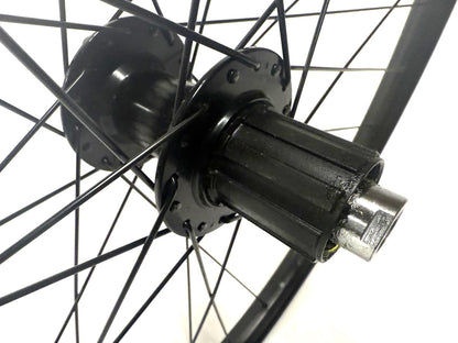 Alloy 27.5" Bike Disc Rear Wheel fits 11spd HG Cassette Thru Axle 12mm 142m