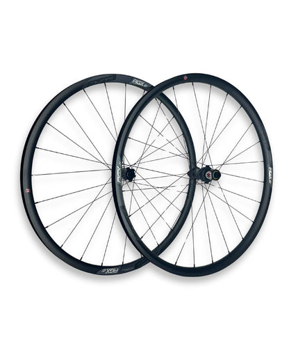FSA AGX i21 700c Adventure/Gravel Wheelset – Center-Lock, Shimano HG, Tubeless-Ready