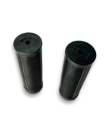 Lot of 3 Lock-On Bike Grips 120mm Ribbed Rubber MTB Handlebar Single Clamp
