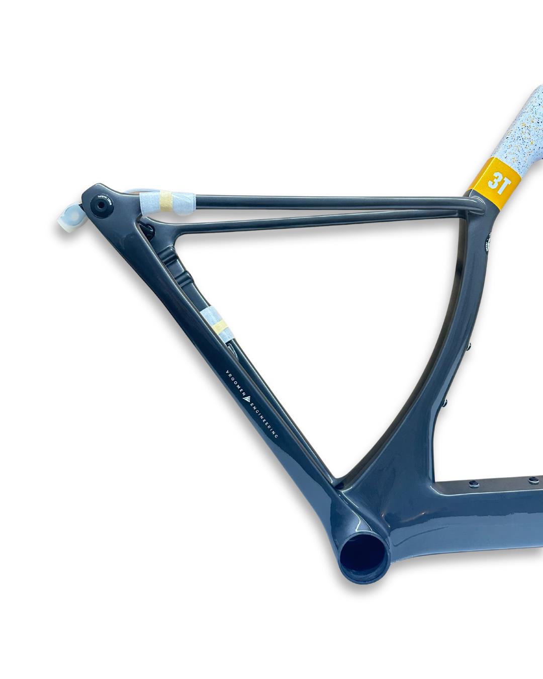 3T Strada TEAM Carbon Frame Grey/Gold M + Parts Included