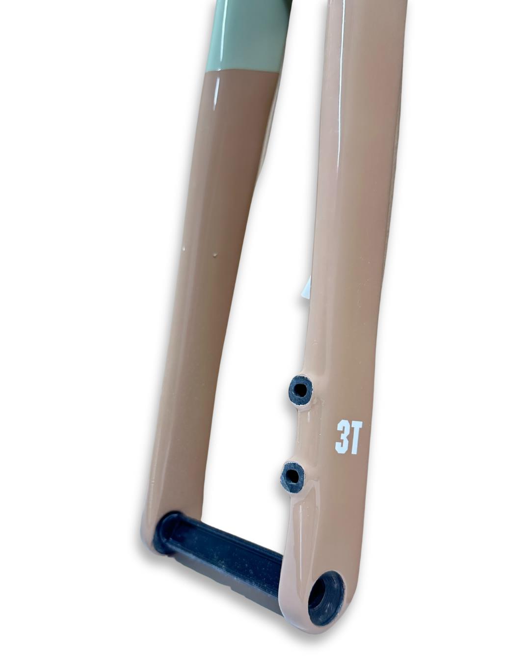 3T Exploro RaceMax Carbon Gravel Fork — 700c Disc 380mm A-C Tapered