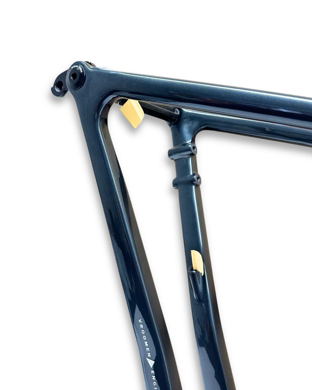 3T Exploro Ultra Graphite 56cm Carbon Gravel Frame 700c/650b