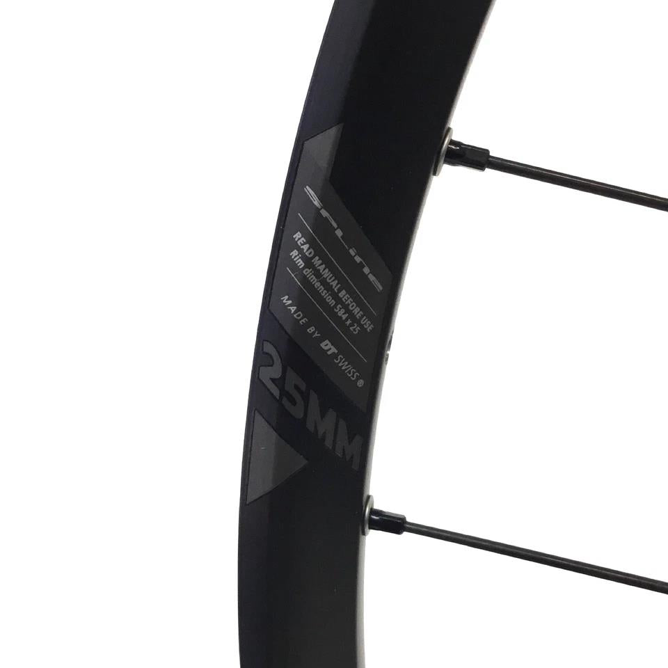 DT Swiss M1900 Spline 25 front wheel, 27.5/650B, 15x100 thru-axle, Center Lock disc, tubeless ready MTB wheel