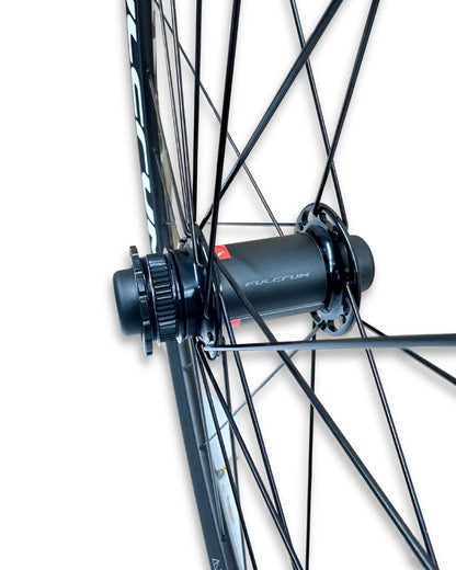 Fulcrum Racing 700 650B front wheel, 12x100 thru-axle, Centerlock disc, 24h, tubeless-ready