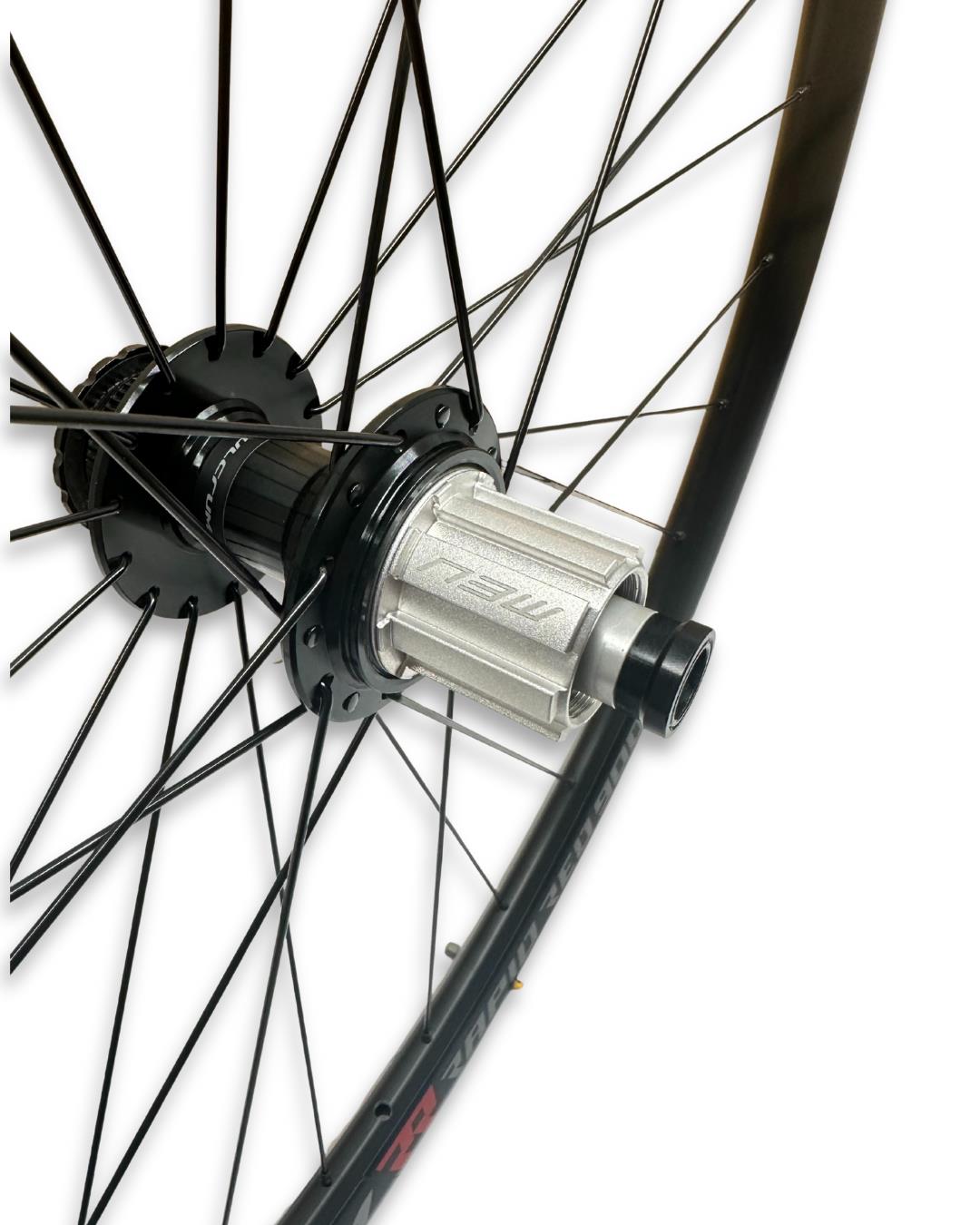 Fulcrum Rapid Red 900 650B gravel wheelset with Campagnolo Ekar freehub, 22mm internal rim width, tubeless-ready
