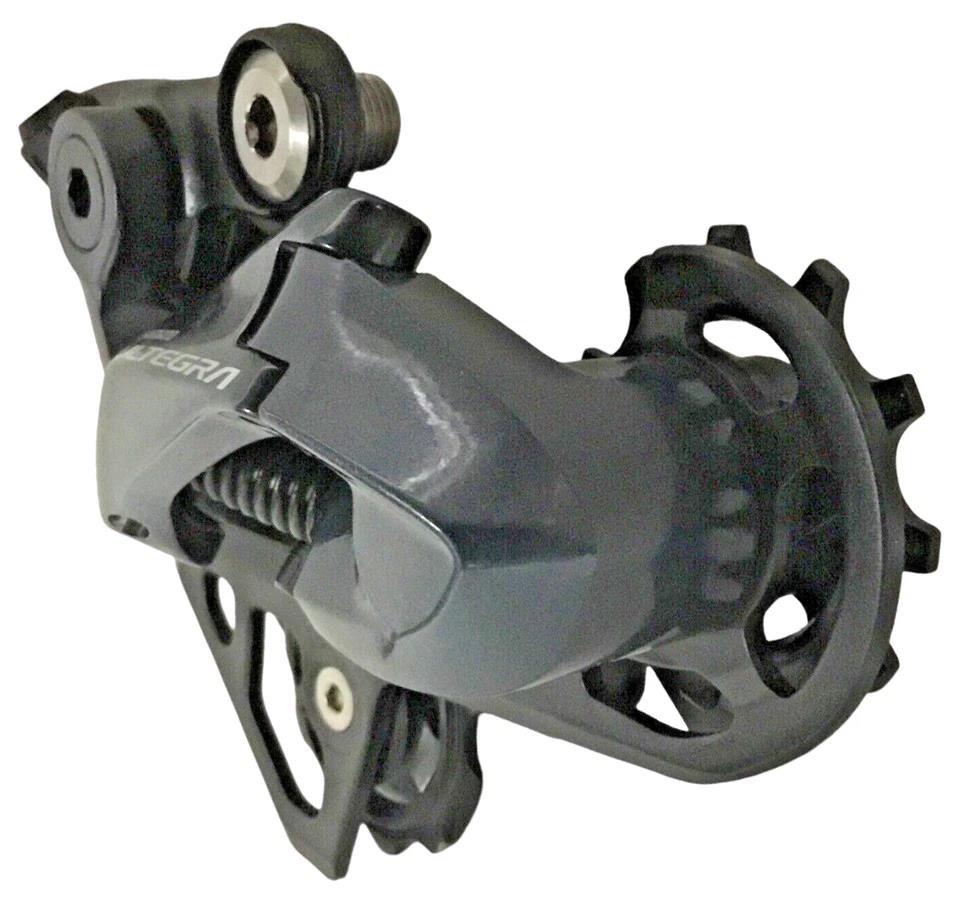Shimano Ultegra RD-R8000-SS Shadow 11-speed short cage rear derailleur max 30T