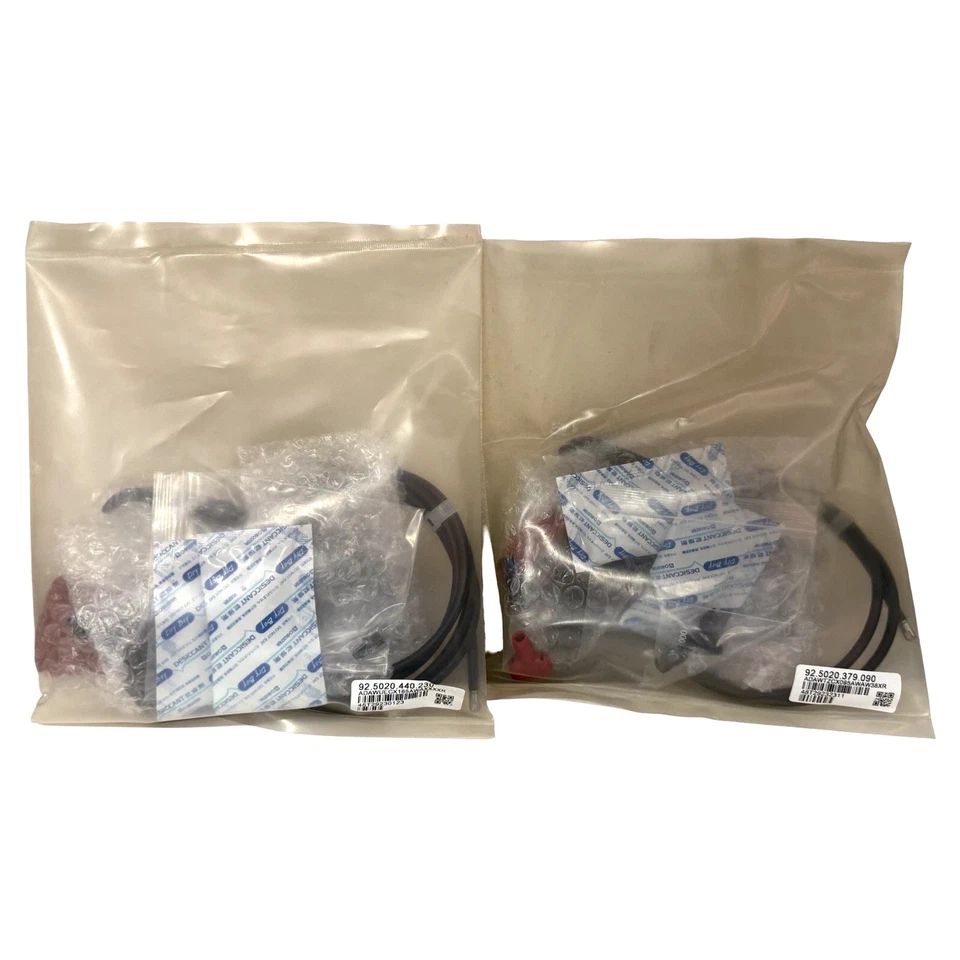 SRAM Level Ultimate disc brake set with front post mount and rear flat mount 2-piston calipers in black