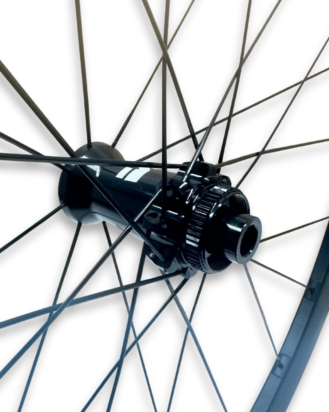 Vision TriMax 35 SC 700c disc wheelset centerlock 12x100 12x142 tubeless-ready Shimano 11