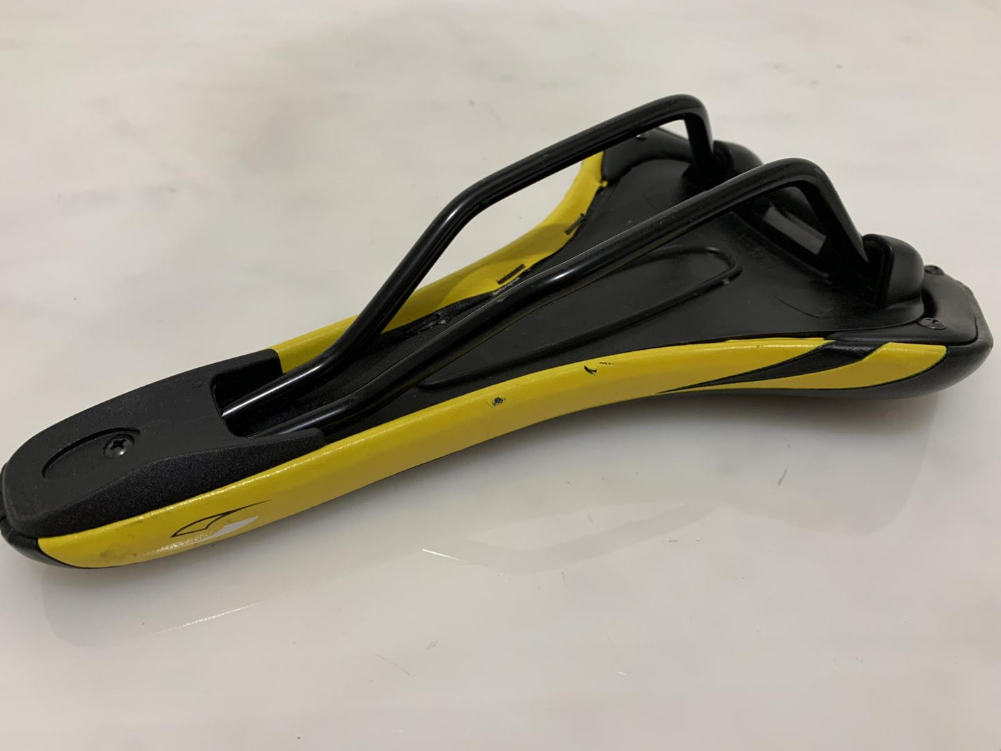SUNDEAL ROAD Mountain Cycling BIKE SADDLE NEW TAKE OFF BLEM