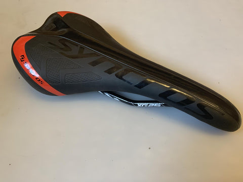 SYNCROS METRIX Mountain Road Cycling BIKE SADDLE Seat NEW TAKE OFF BLEM