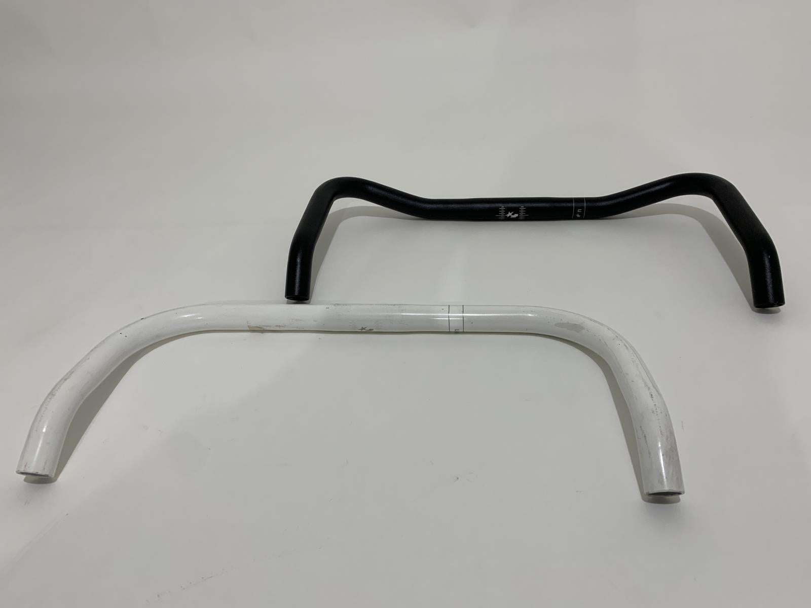 Lot of 4 Unbranded Misc Bullhorn Aluminum / Steel Bike Handlebars 25.4 Take Offs