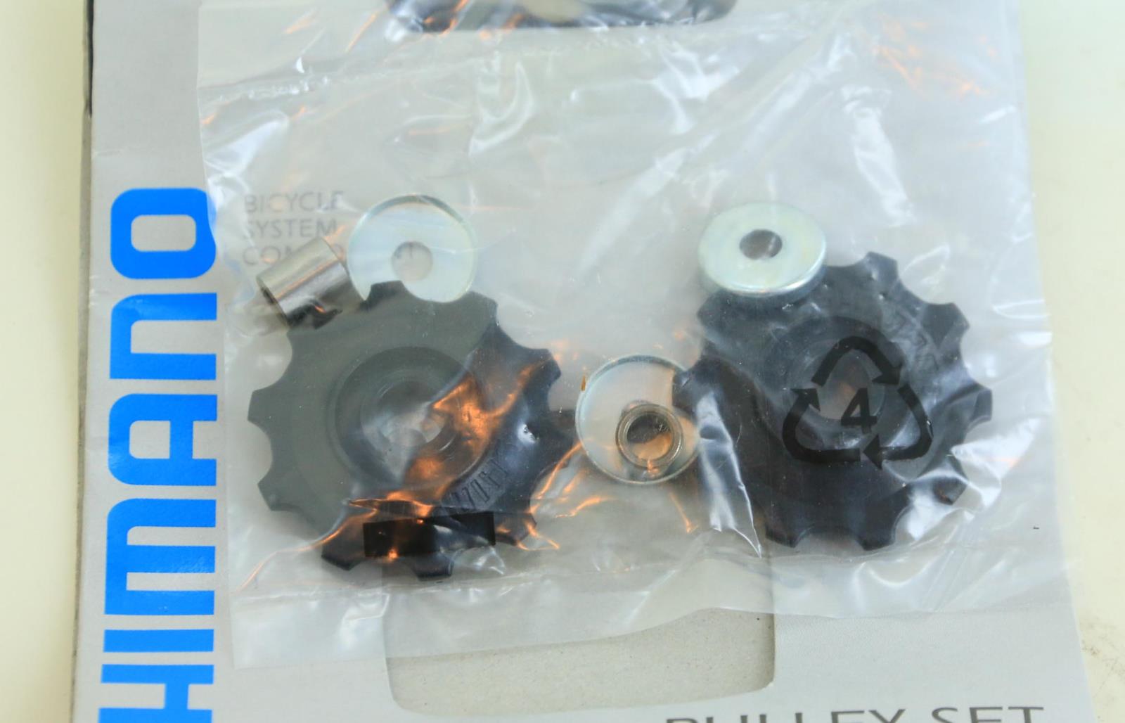 SHIMANO TY05/15/20/22/30 Y56398030 Rear Derailleur Jockey Pulley Wheel Set NEW