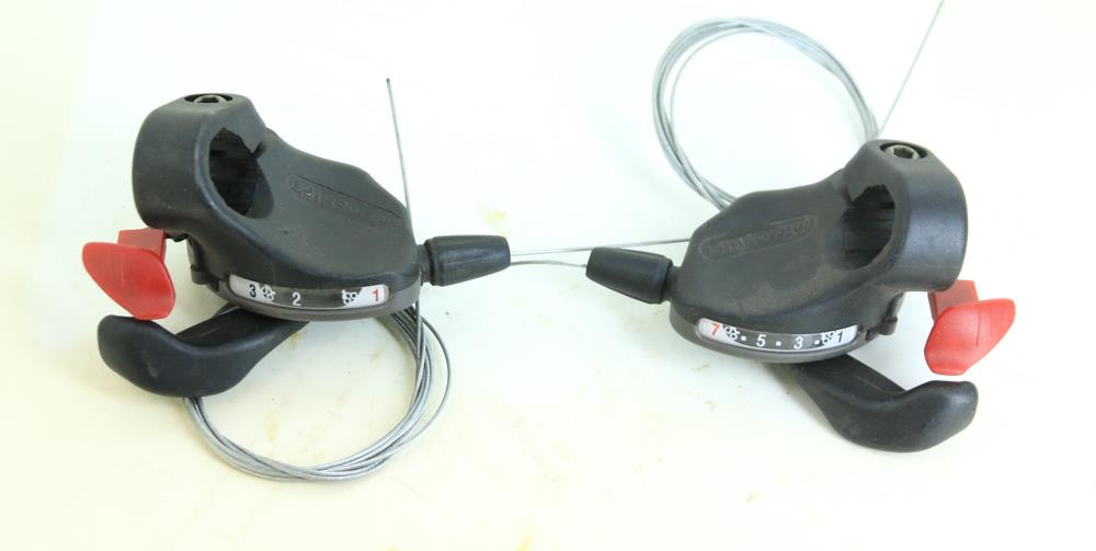 Microshift 3 x 7 Speed Right / Left MTB Hybrid Bike Trigger Shifters NEW
