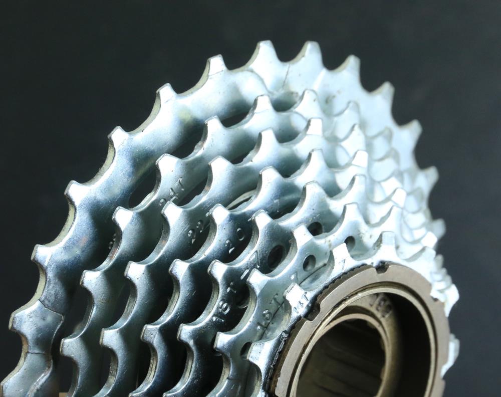 7 speed cassette road bike