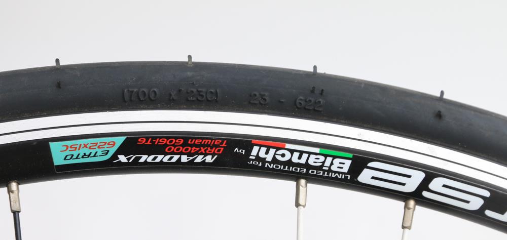 Maddux Bianchi Reparto Corse 700c Road Bike Rear Wheel + Tire 8-10s New Blem