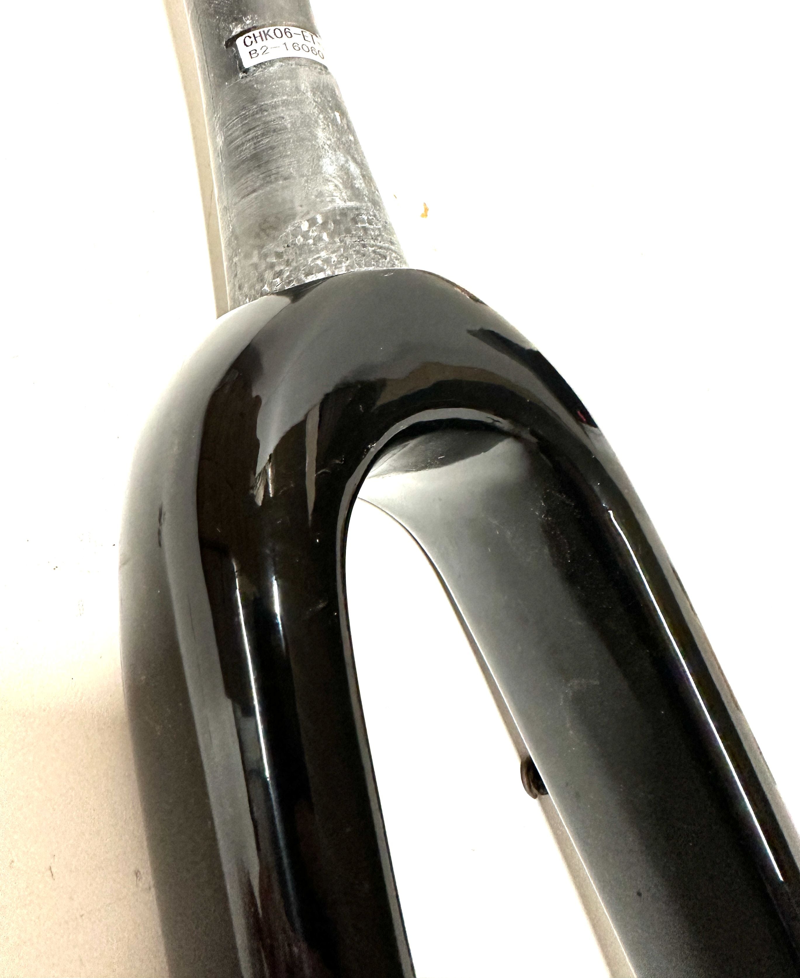 700c Carbon Fiber Gravel Road Bike Fork and Steerer Disc Tapered Thru Axle NEW