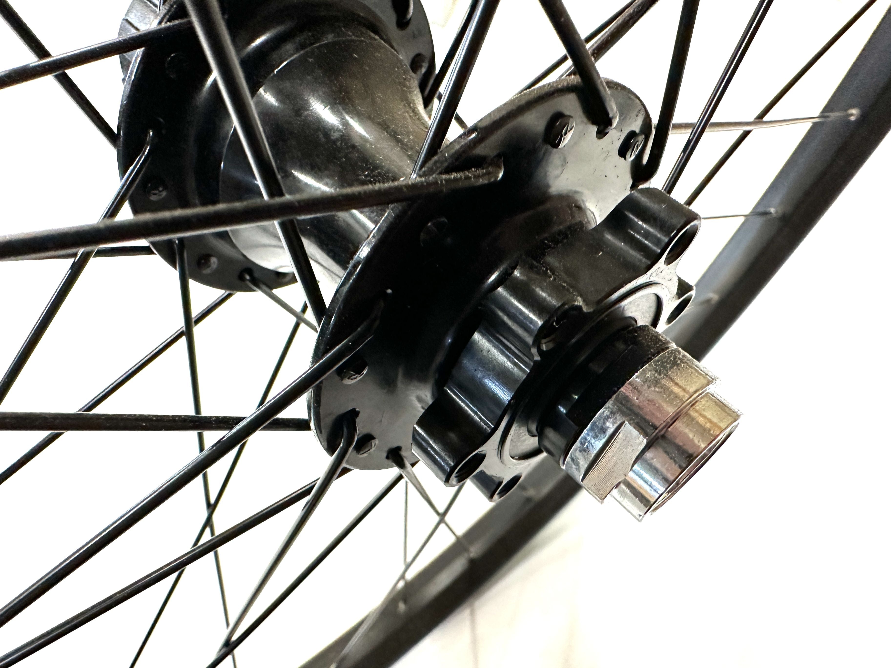 27.5" 12mm x142mm Mountain Bike Disc Rear Wheel 8-10s Cassette Shimano 36 H NEW