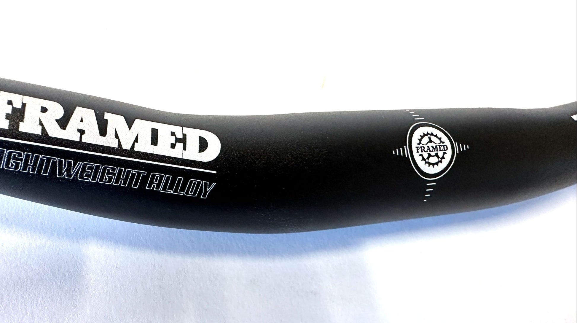 FRAMED Alloy Riser Mountain Bike Handlebars Black 760mm 31.8mm 300g New - Random Bike Parts