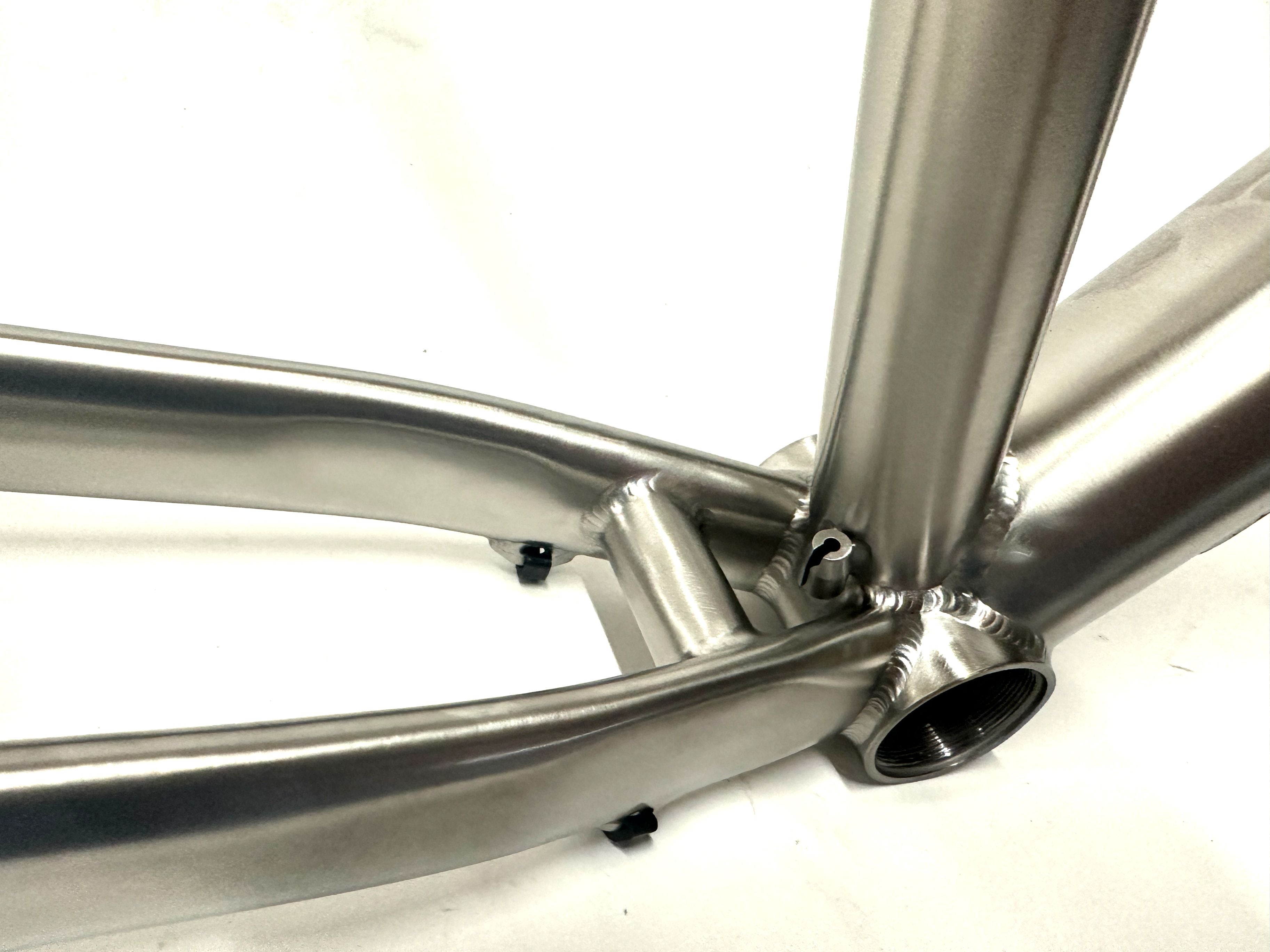 FRAMED BASSWOOD 700c Titanium 56cm  Disc Cyclocross Gravel Bike Frame NEW