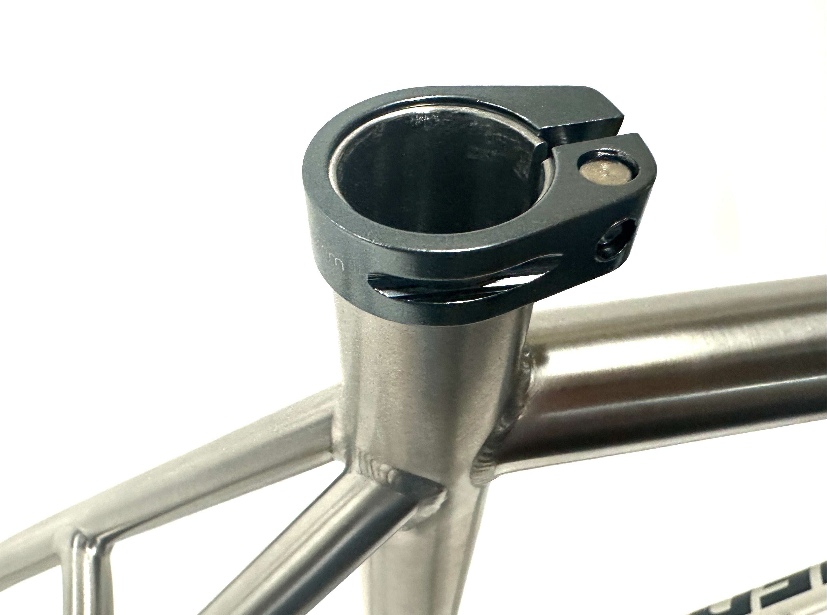 FRAMED BASSWOOD 700c Titanium 56cm  Disc Cyclocross Gravel Bike Frame NEW