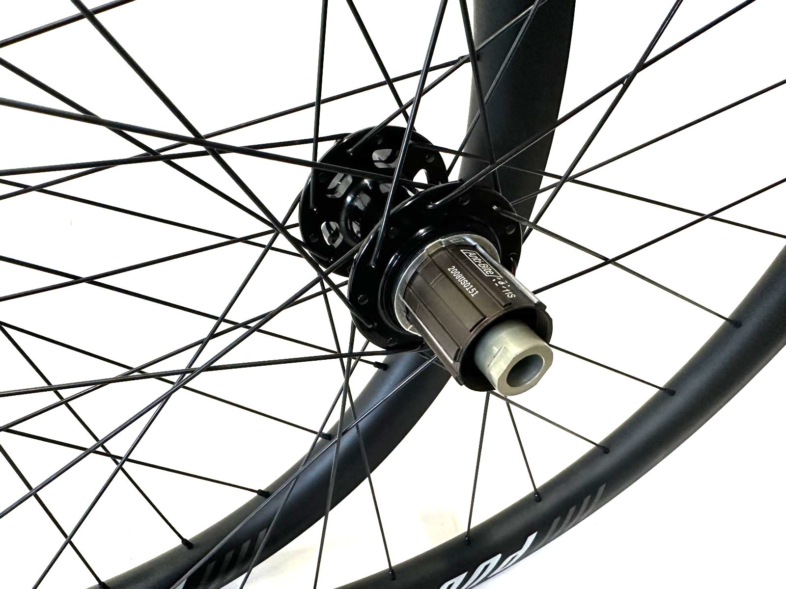 PUB Carbon 650 B 27.5" 100mm x 15mm 142mmx12mm Disc Wheelset fits Shimano 11 New