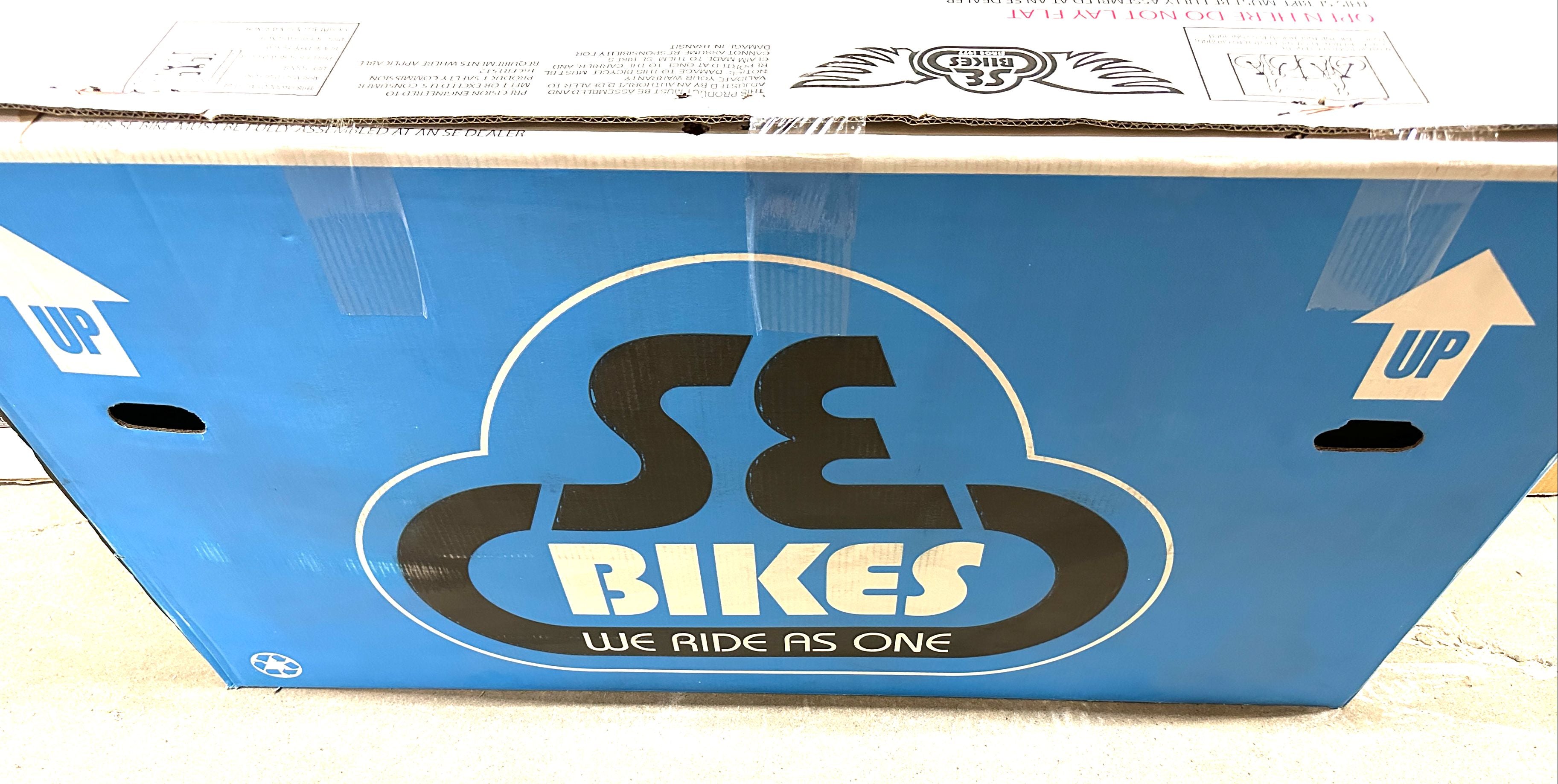 SE BIKES LAGER 700C x 52CM Fixed Gear Road Commuter Bike NEW in box